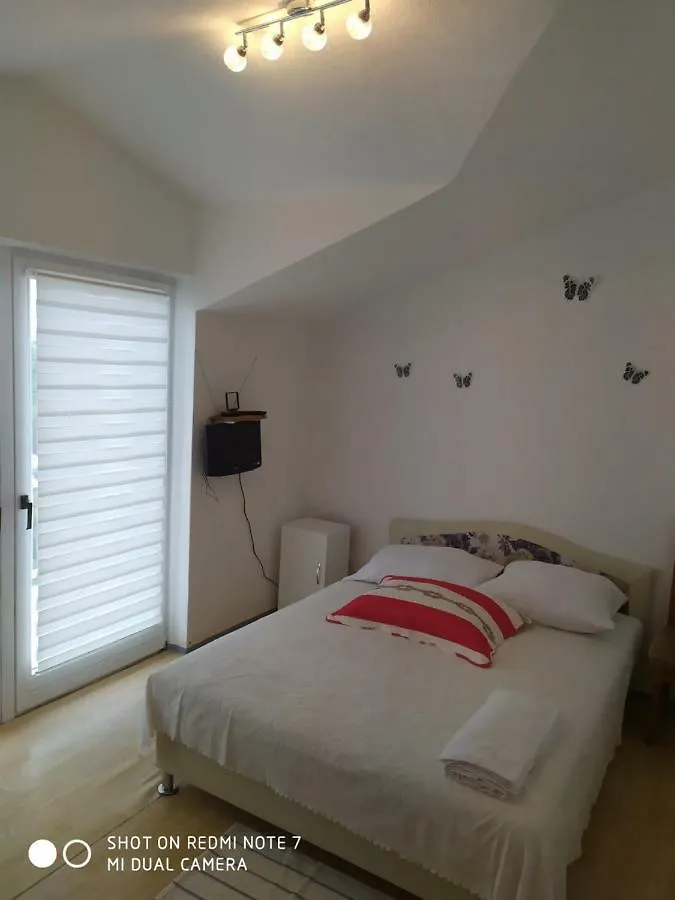 Apartment Apartmant Sucic Kastela